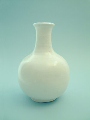 Medium-sized model white sugar glass vase.